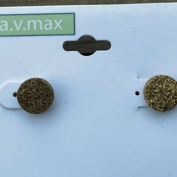 a.v.max Accessories Women Earrings Gold Tone Stud Dove Lever Back Fashion Jewelr - Picture 12 of 12